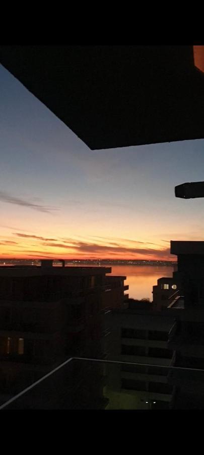Bluemarina Apartamente Mamaia Szoba fotó