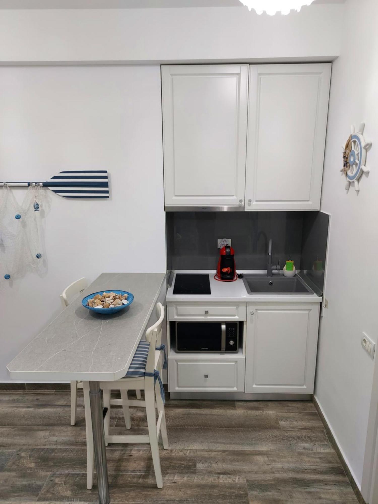 Bluemarina Apartamente Mamaia Szoba fotó