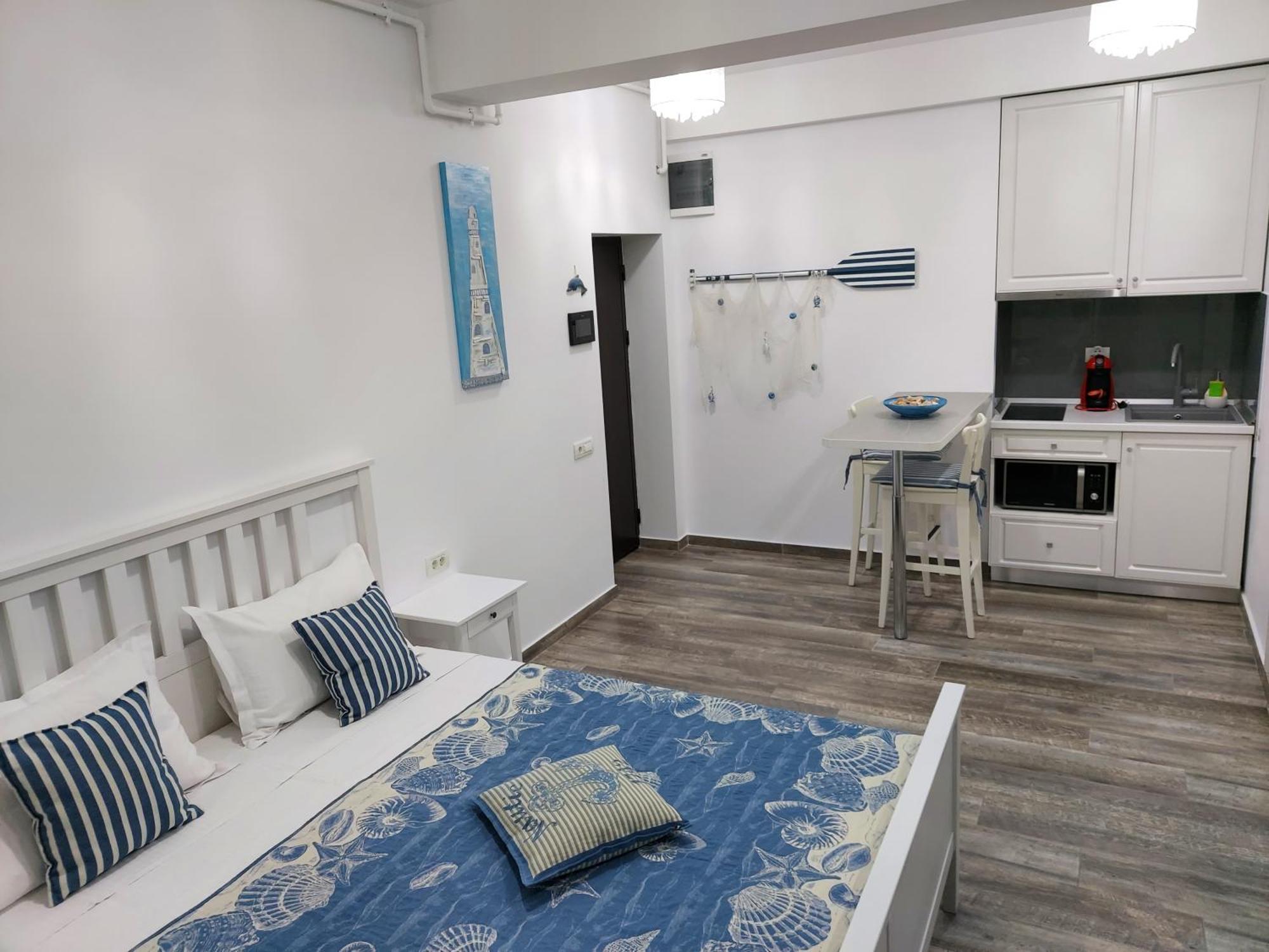 Bluemarina Apartamente Mamaia Szoba fotó